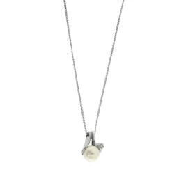 Collier avec perle et diamant