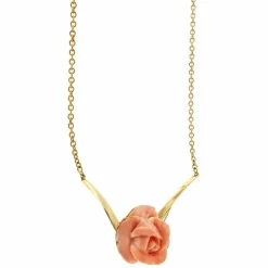 Collier avec rose corail et diamants