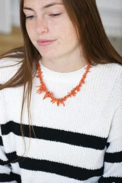 Collier branche corail fermoir or rose