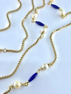 Collier chaine or jaune perles et émail bleu