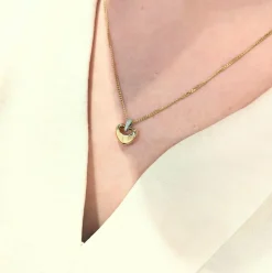 Collier coeur en or jaune et diamants