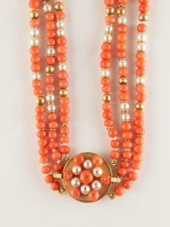 Collier corail et perles