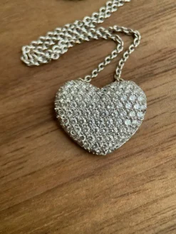 Collier cœur en diamants