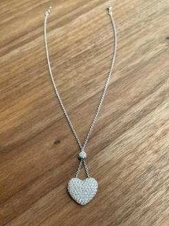 Collier cœur en diamants