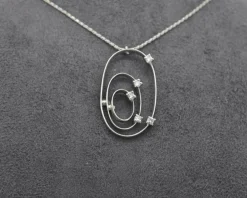 Collier de charité Gianni