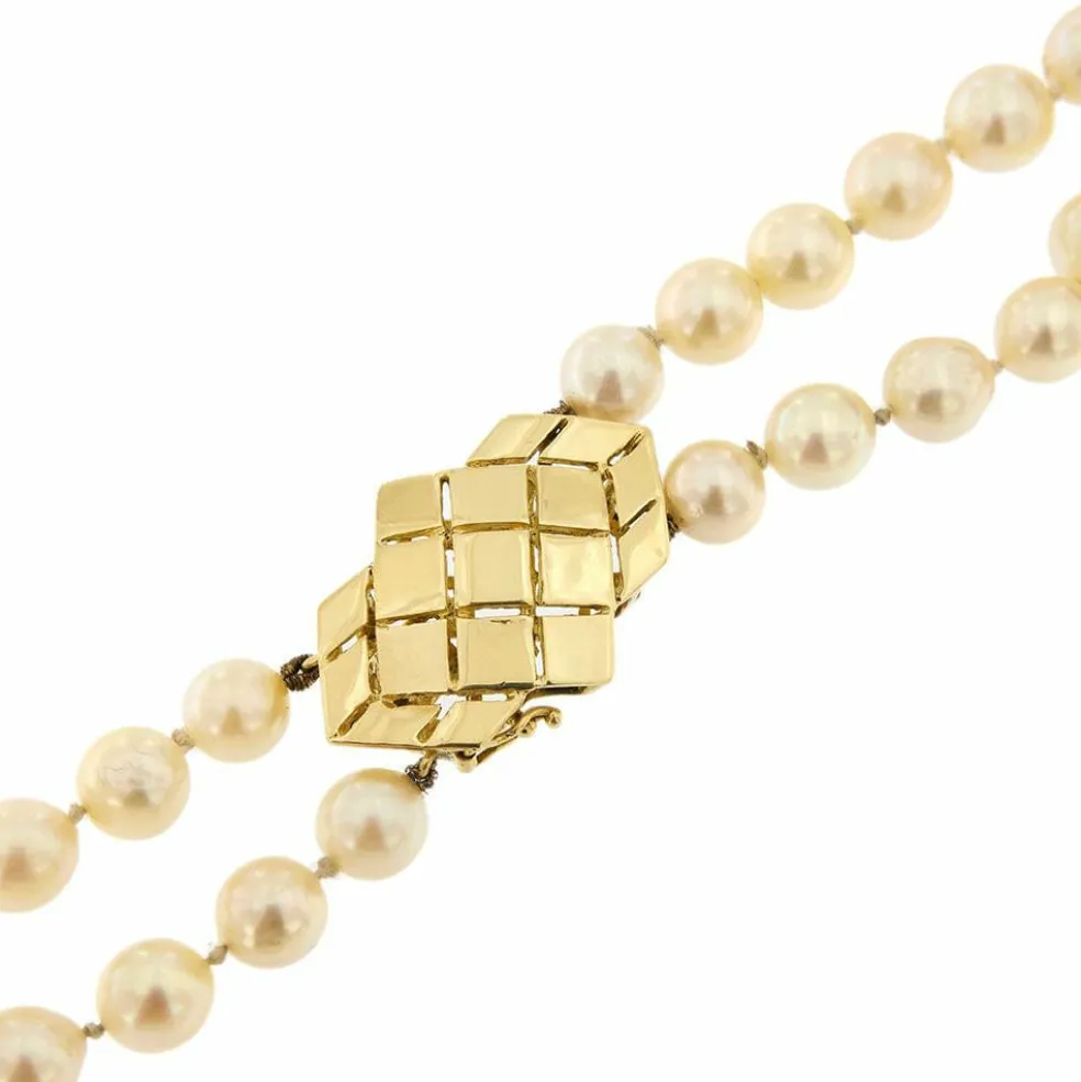Collier de perles à deux rangs