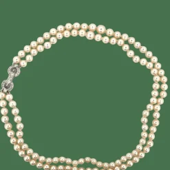 Collier de perles avec fermeture en or blanc et diamants