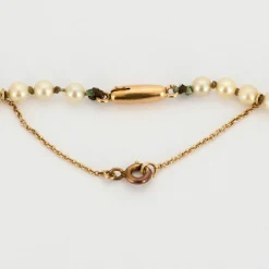 Collier de Perles de culture blanches avec fermoir or jaune