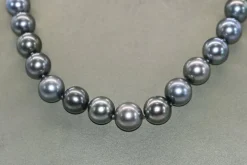Collier de perles de culture de Tahiti