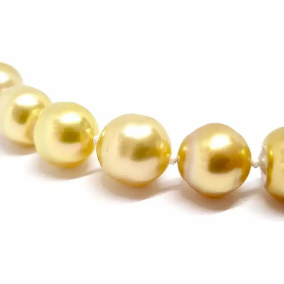 Collier de perles dorées & blanches