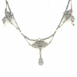 Collier de perles naturelles édouardiennes en diamants en platine