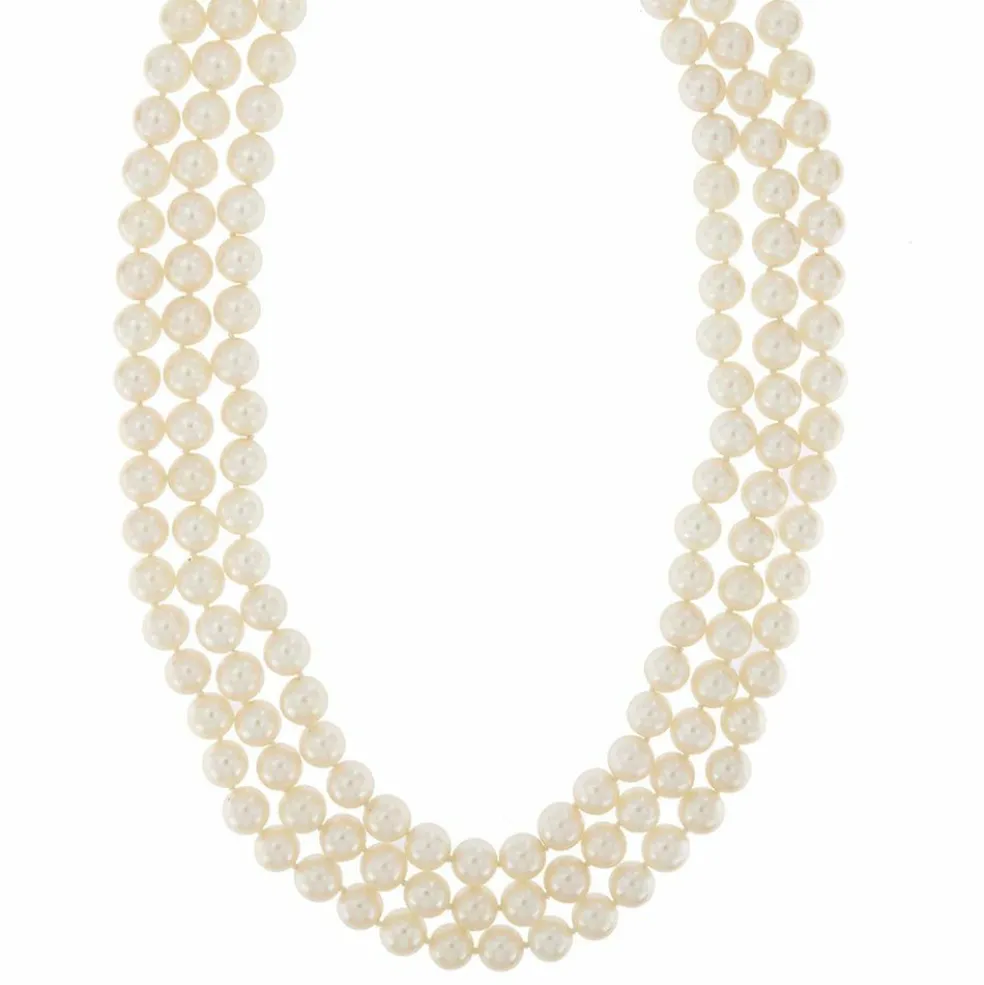Collier de perles trois rangs