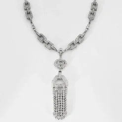 Collier de style Art Déco or blanc et diamants