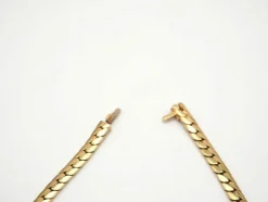 Collier deux ors avec saphir cabochon et diamant
