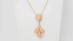 Collier Diamants Cabochons de corail