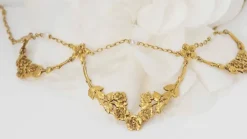 Collier draperie en or jaune et perles