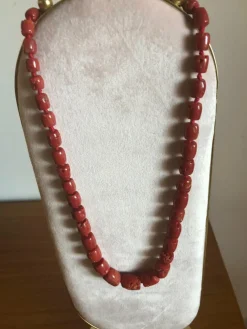 Collier en corail rouge de Méditerranée