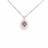 Collier en or blanc avec rubis et diamants