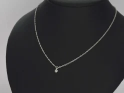 Collier en or blanc avec diamant