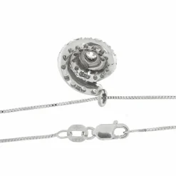 Collier en or blanc avec spirale de diamants