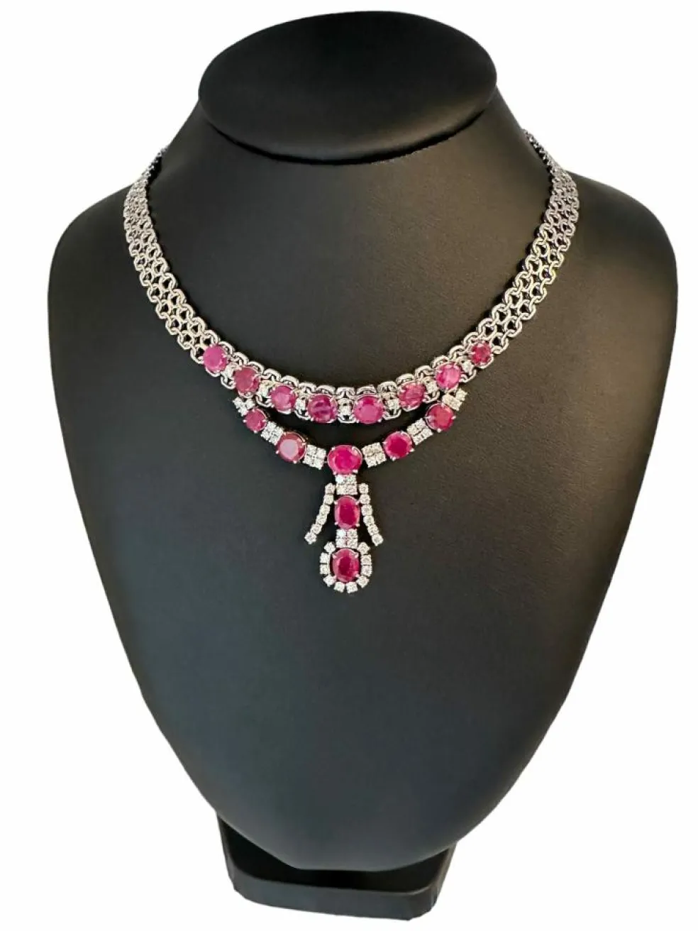Collier en or blanc diamants et rubis certificat IGI