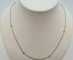 Collier en Or blanc, Diamants