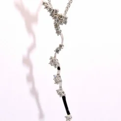 collier en or blanc et diamants DAVITE E DELUCCHI
