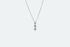 Collier en or blanc et diamants