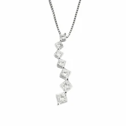 Collier en or gris et pendentifs en diamants