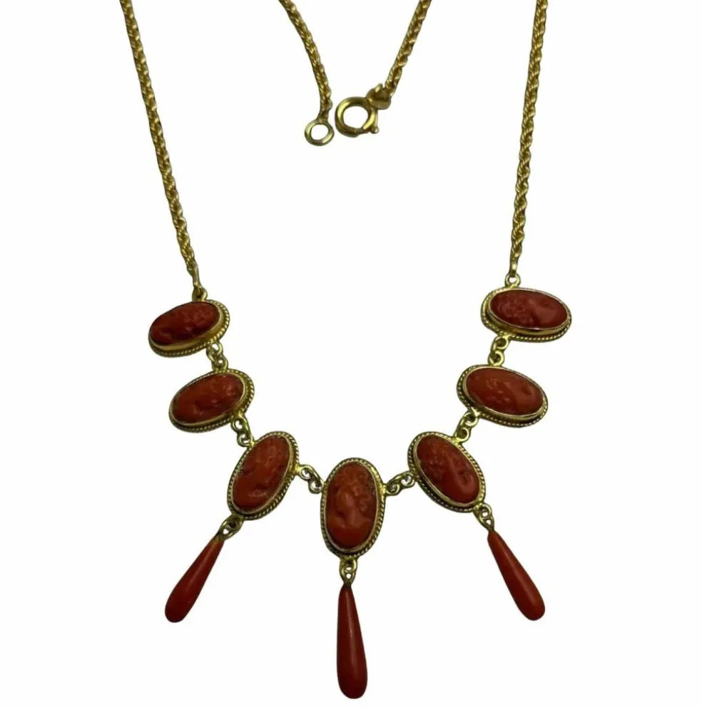 Collier en or jaune avec camées, inspiré de la Rome antique