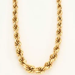 Collier en or jaune maille torsadée.