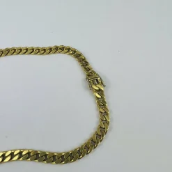 Collier en Or jaune, Saphir et Diamants