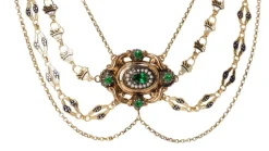 Collier en or émaillé et perles fines