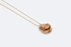 Collier en or rose avec diamants