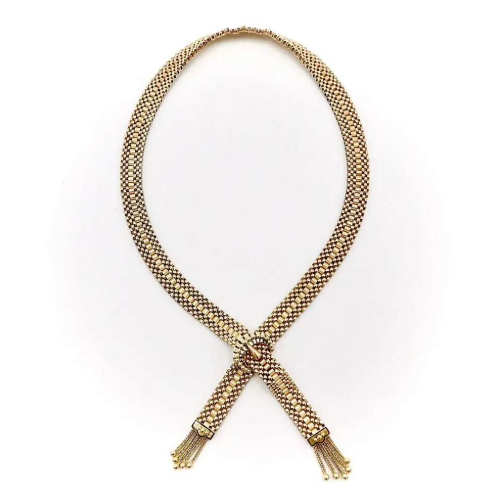 collier en or tressé avec fermoir à boucle et pompons