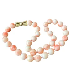 Collier en Perles de Corail Peau d'Ange