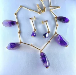 Collier et boucles d’oreilles améthystes