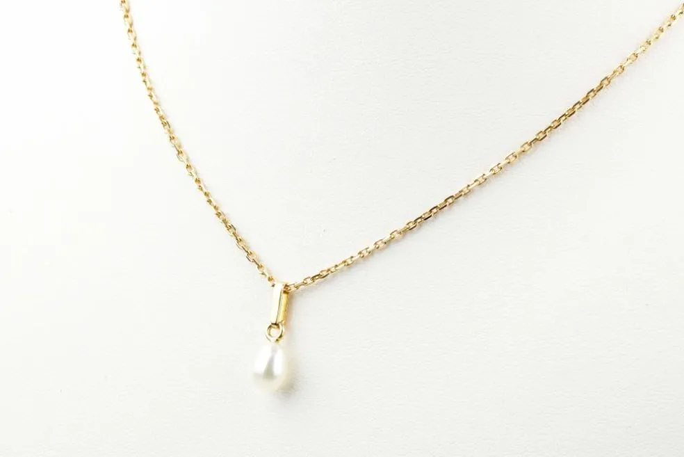 Collier et pendentif perle en or jaune