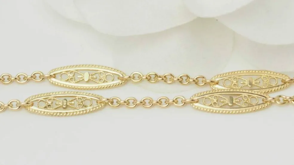 Collier filigrane en or jaune