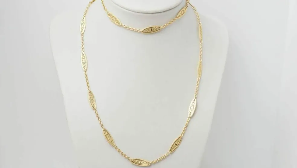 Collier filigrane en or jaune