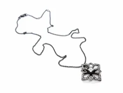Collier Fleur Or noir Diamant