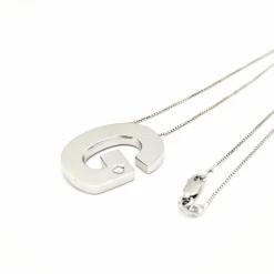 Collier G or blanc et diamant