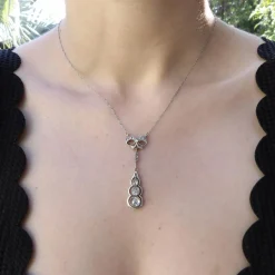 Collier goutte de diamant en or