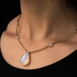 Collier labradorite et or