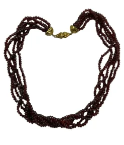 Collier élégant multi-rangs en grenat facetté