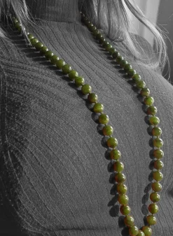 Collier long en perles de malachite
