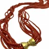 Collier long multi-rangs en corail rouge méditerranéen