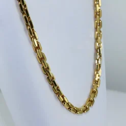Collier maille fantaisie fermoir saphir