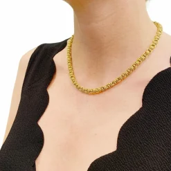 Collier maille fantaisie en or jaune.
