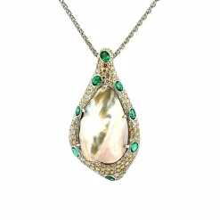 Collier or , diamants , mabe de Tahiti et émeraudes